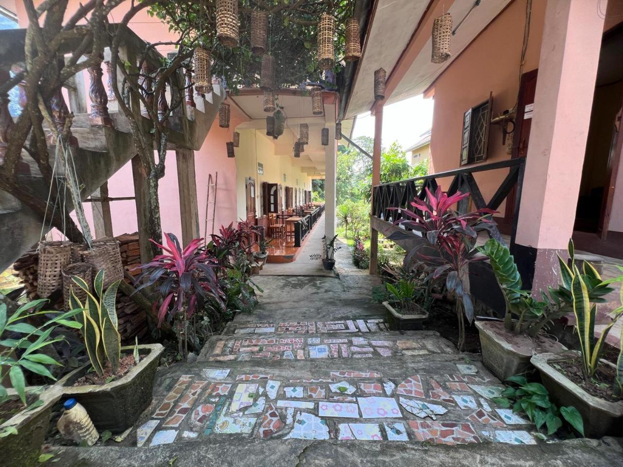 Meexai Guesthouse Нонгкио Экстерьер фото