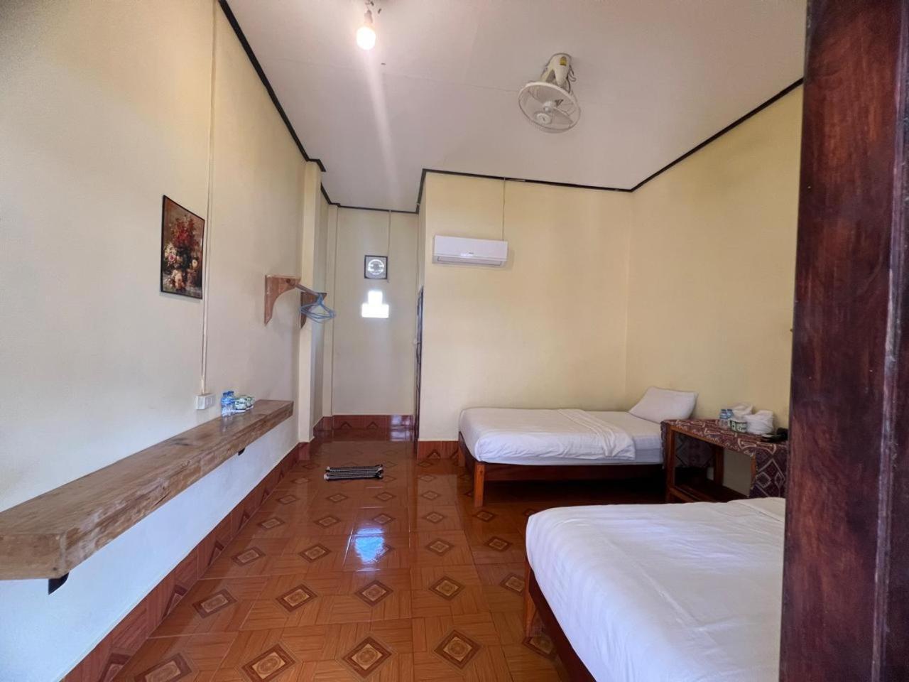 Meexai Guesthouse Нонгкио Экстерьер фото
